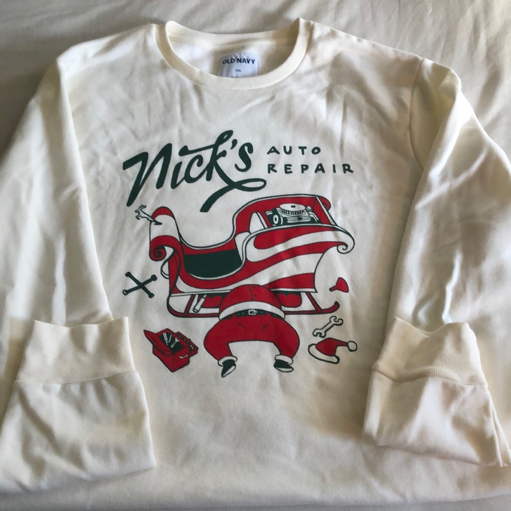 NWT Santa Sweatshirt 🎅🏼